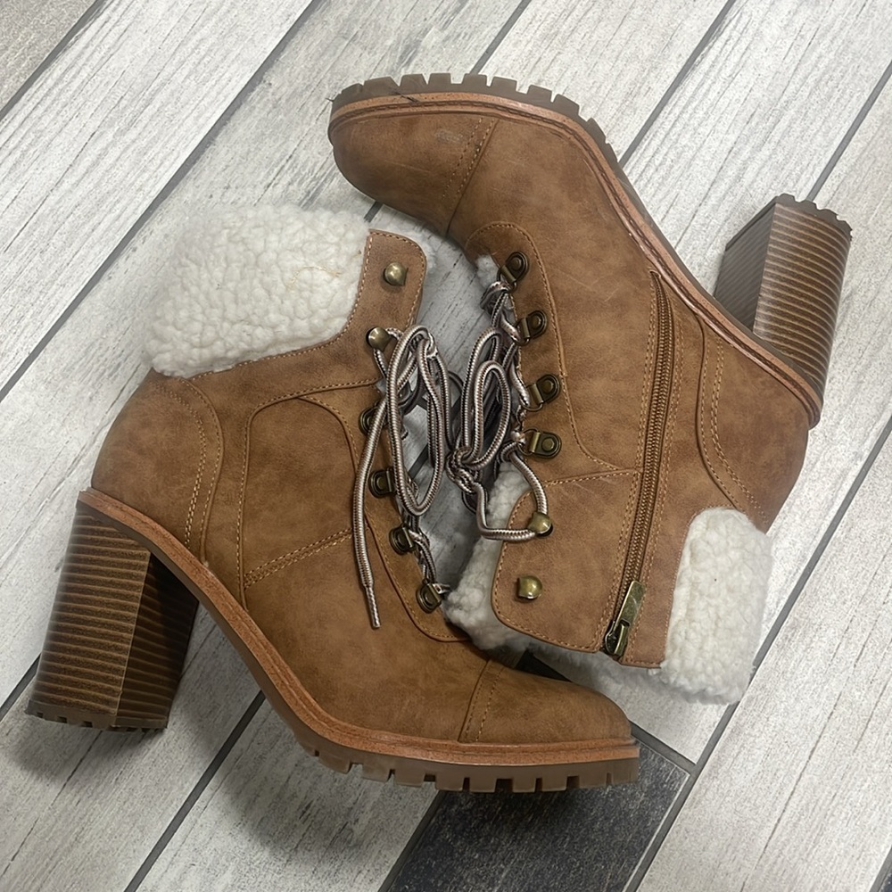 Womens Nine West Penni faux fur chunky heel ankle platform boots booties sz 8.5